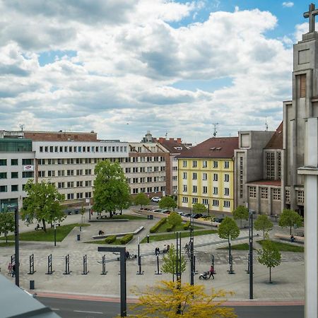Appartement Perla Hradce à Hradec Králové Extérieur photo